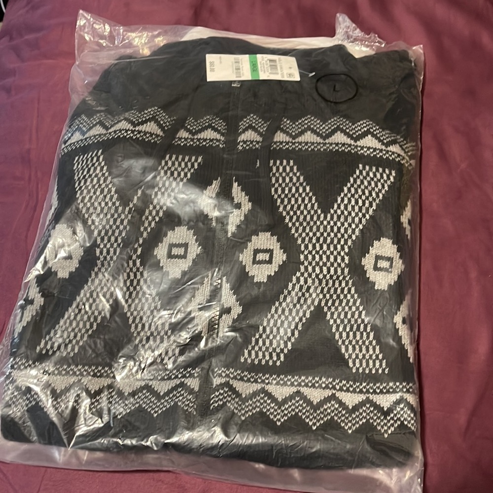 Sweater - Picture 2 of 2